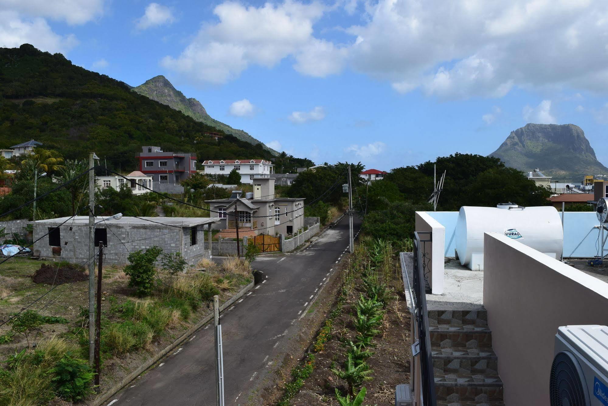 Mountain View Apartment